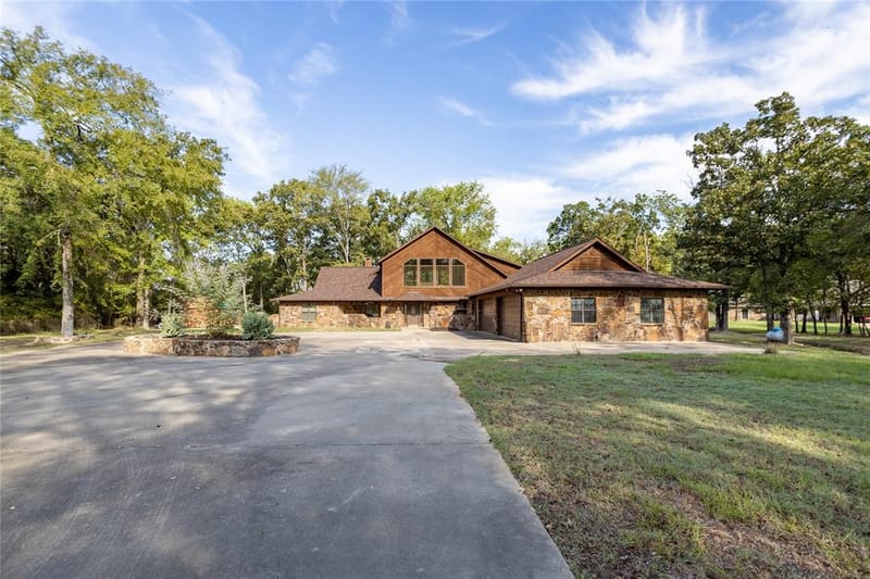 660 County Road 1503, Alba TX 75410