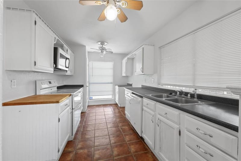9214 Vagas Drive, Rowlett TX 75088 - Photo 11