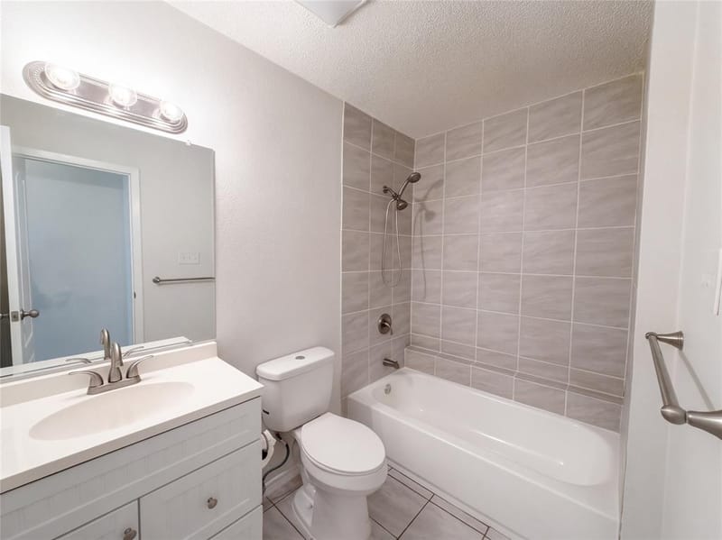 4911 Rollingwood Court, Garland TX 75043 - Photo 22