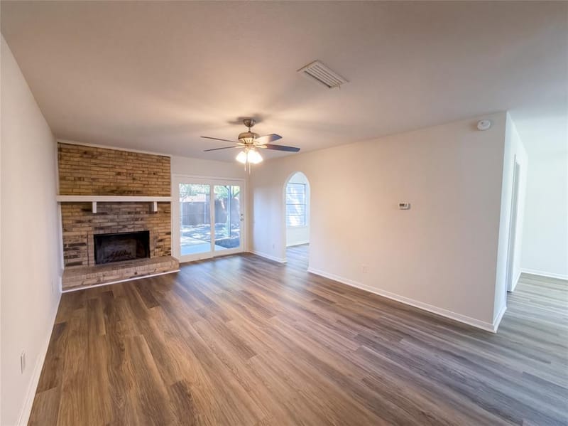 4911 Rollingwood Court, Garland TX 75043 - Photo 4