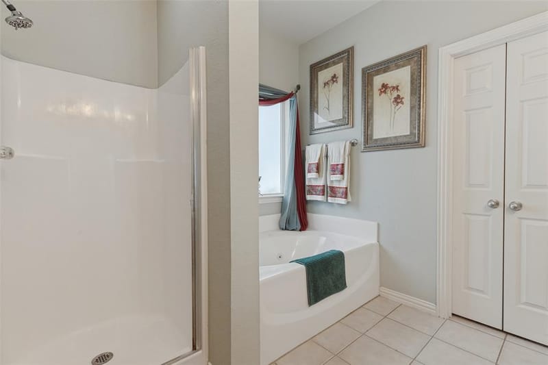 10004 Waterbury Drive, Providence Village TX 76227 - Photo 17
