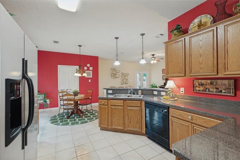 10004 Waterbury Drive, Providence Village TX 76227 - Photo 10
