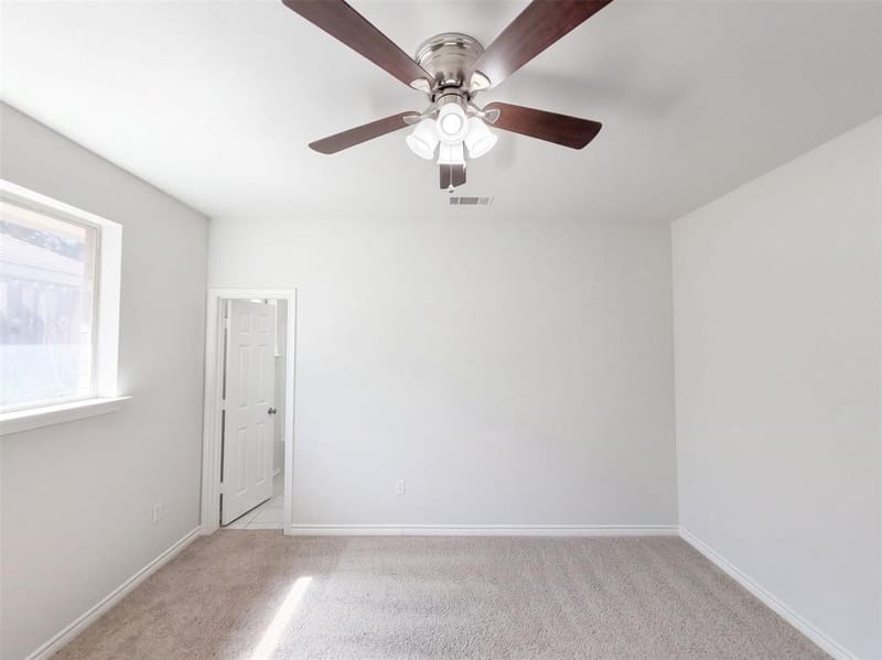 327 Texas Drive, Lake Dallas TX 75065 - Photo 9