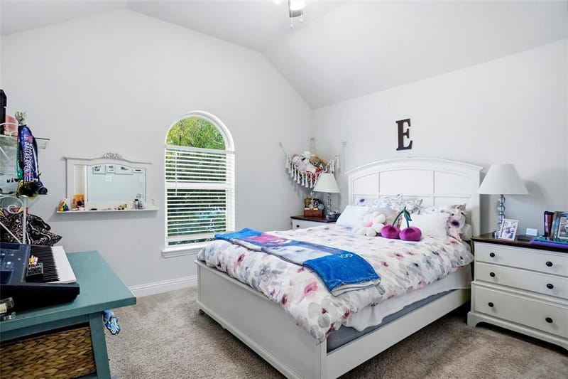 914 Timber Ridge Drive, Justin TX 76247 - Photo 28