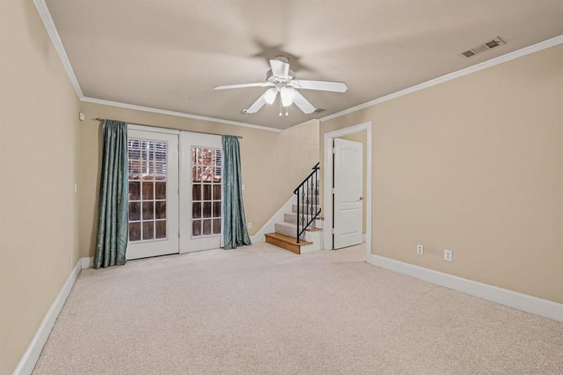 2811 Welborn Street, Dallas TX 75219 - Photo 36