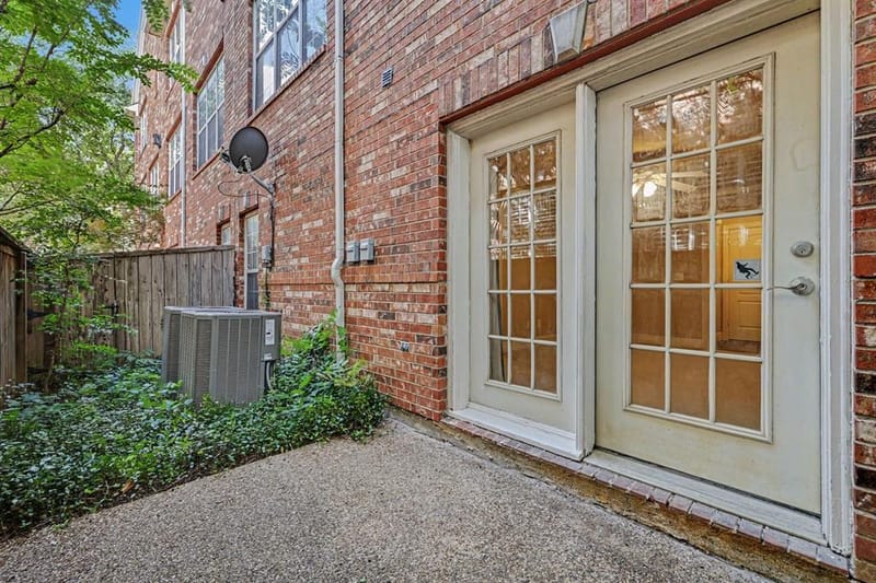 2811 Welborn Street, Dallas TX 75219 - Photo 40
