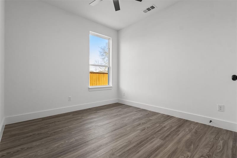 2621 College Street, Greenville TX 75401 - Photo 22