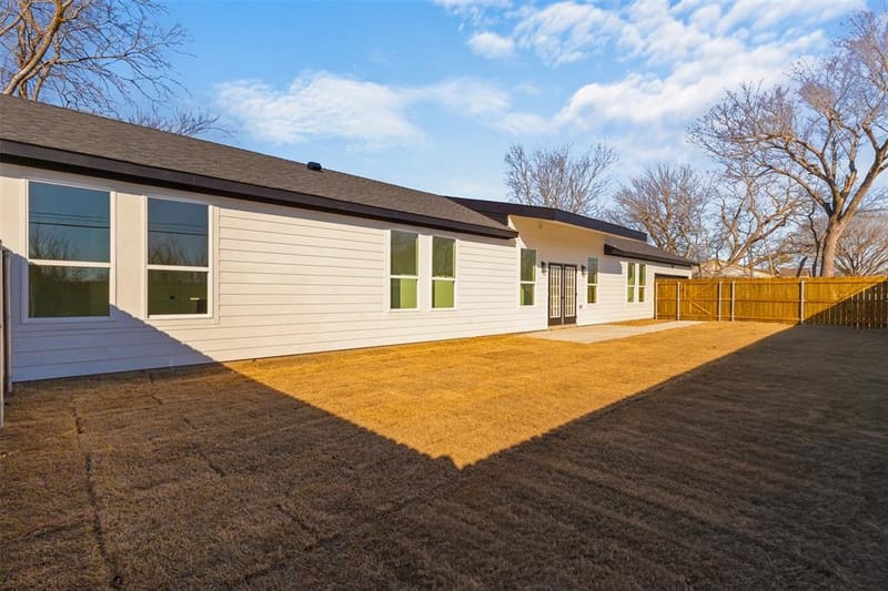 2621 College Street, Greenville TX 75401 - Photo 25