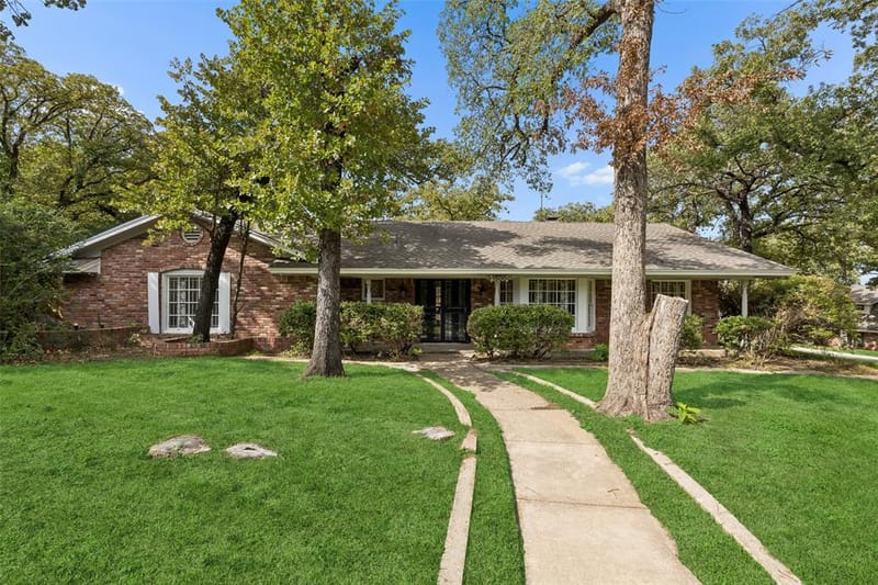 1500 Danciger Drive, Fort Worth TX 76112