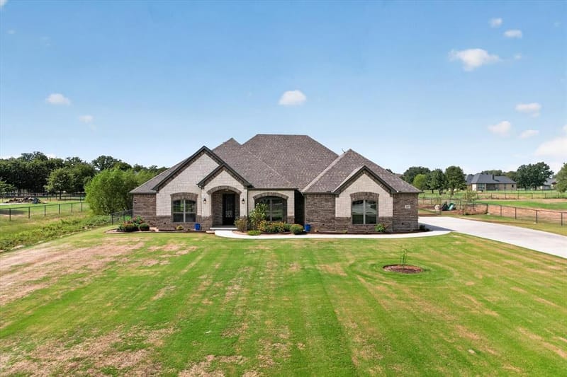 2025 Forest Bluff Trail, Azle TX 76020 - Photo 28