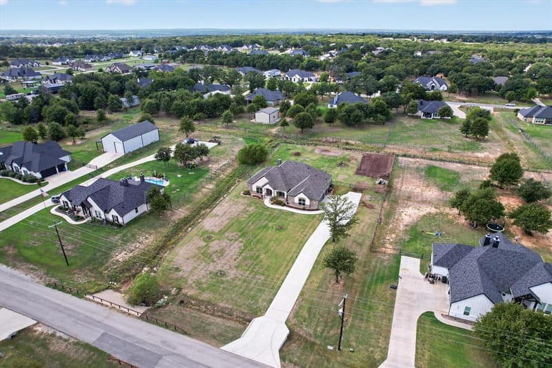 2025 Forest Bluff Trail, Azle TX 76020 - Photo 33