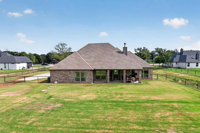 2025 Forest Bluff Trail, Azle TX 76020 - Photo 31