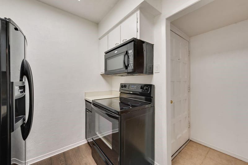2803 Rio Branco Street # J, Farmers Branch TX 75234 - Photo 10