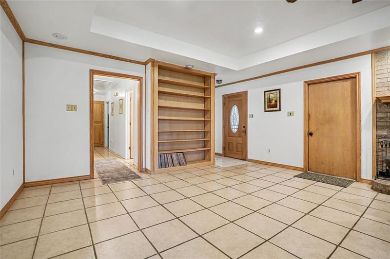 407 Lumpkin Drive, Ennis TX 75119 - Photo 8