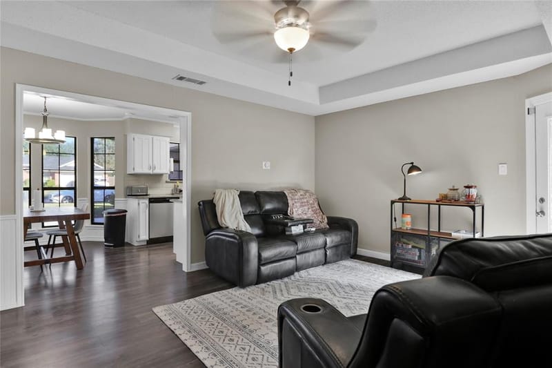 409 Odell Street, Cleburne TX 76033 - Photo 10