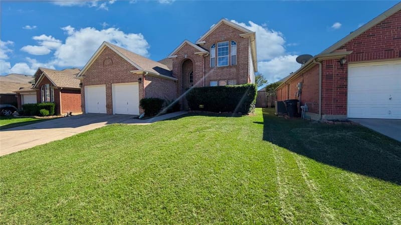 4704 Parkmount Drive, Fort Worth TX 76137 - Photo 3