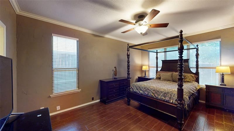 4704 Parkmount Drive, Fort Worth TX 76137 - Photo 11