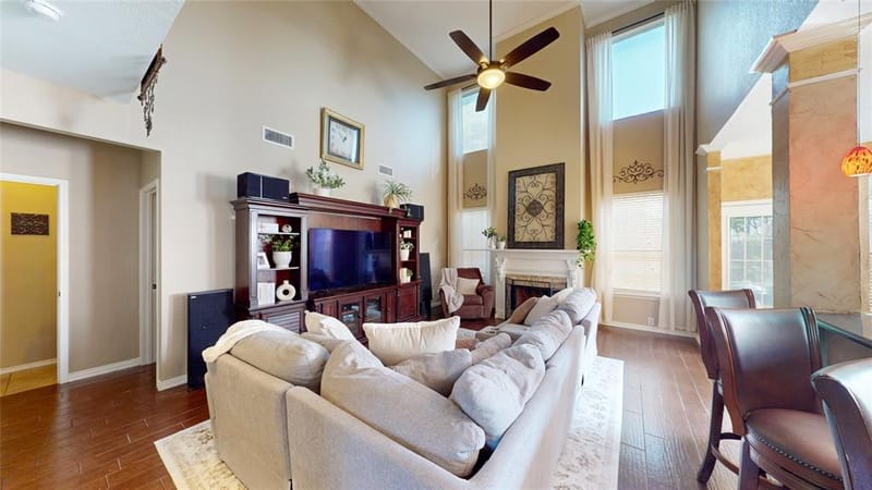 4704 Parkmount Drive, Fort Worth TX 76137 - Photo 4