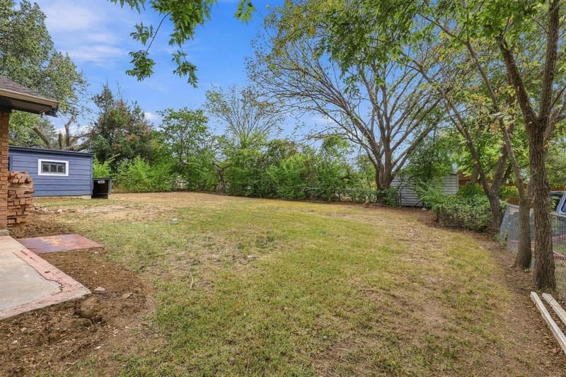 1306 Hillside Drive, Gainesville TX 76240 - Photo 30