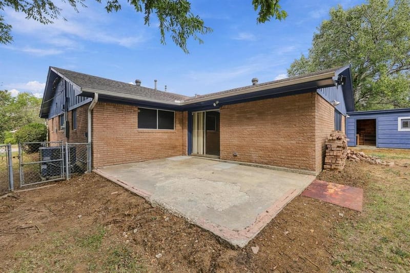 1306 Hillside Drive, Gainesville TX 76240 - Photo 29