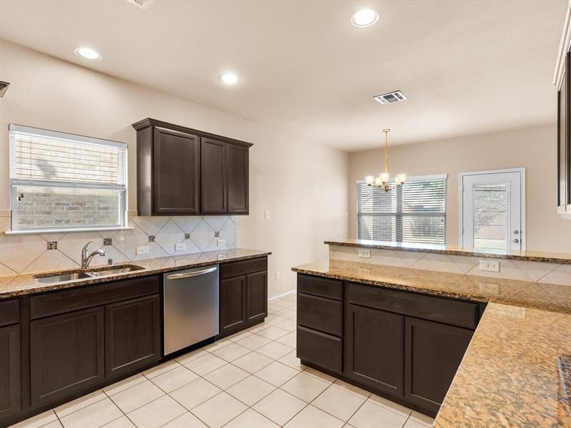 9912 FOX SQUIRREL Trail, McKinney TX 75071 - Photo 14