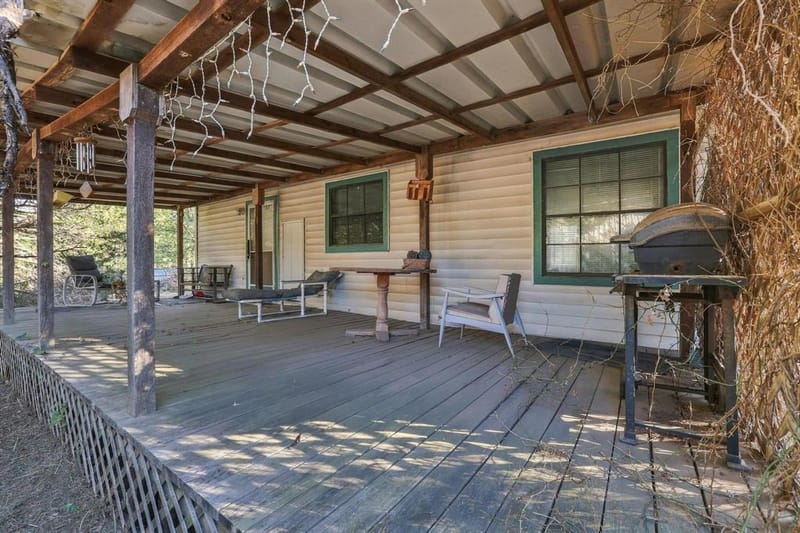 305 Dover Drive, Gordonville TX 76245 - Photo 23