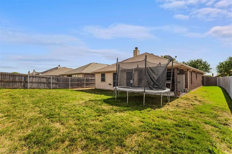 2018 Sterling Gate Drive, Heartland TX 75126 - Photo 22