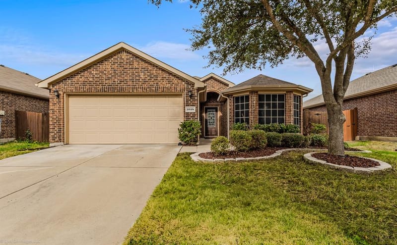 2018 Sterling Gate Drive, Heartland TX 75126