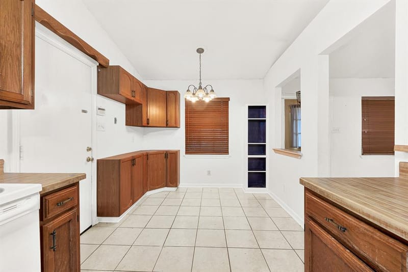 4406 Jenkins Street, The Colony TX 75056 - Photo 13