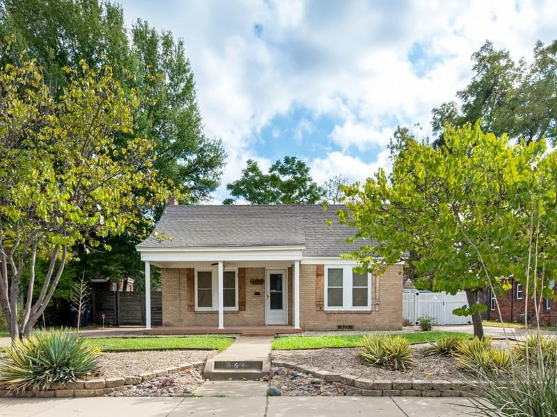 1122 Bonnie Brae Avenue, Fort Worth TX 76111