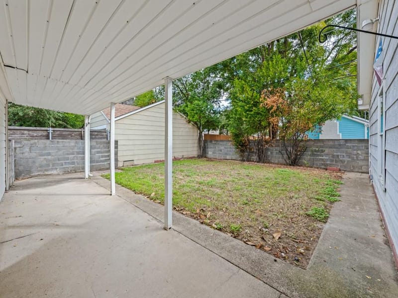 1122 Bonnie Brae Avenue, Fort Worth TX 76111 - Photo 11