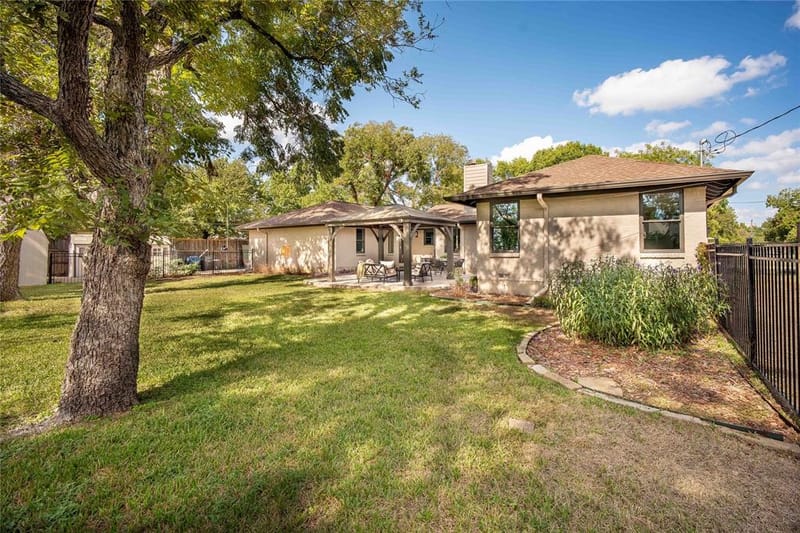 1131 Wicklow Drive, Dallas TX 75218 - Photo 29