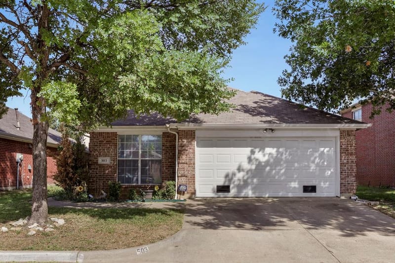 503 Horse Shoe Drive, Euless TX 76039 - Photo 10