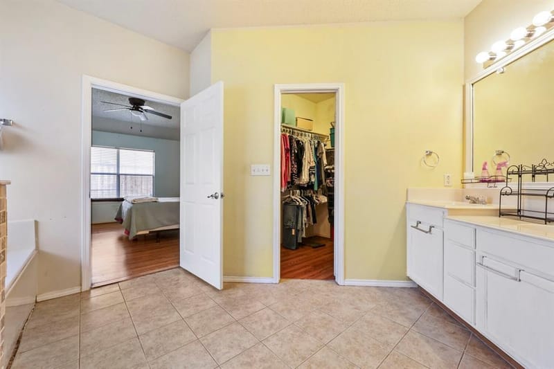 503 Horse Shoe Drive, Euless TX 76039 - Photo 31