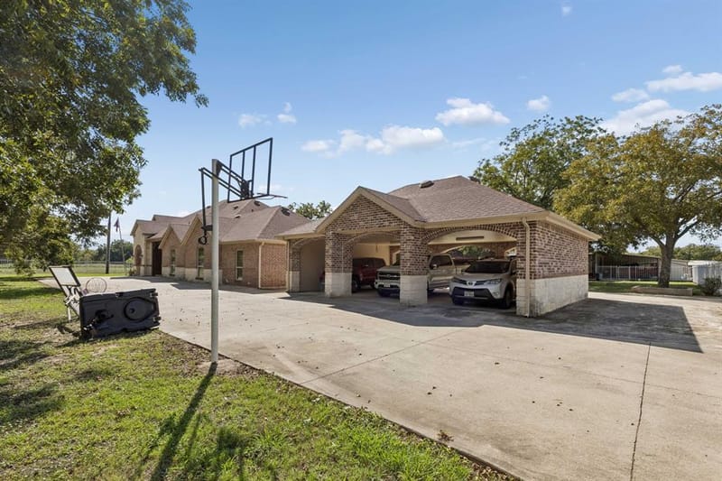 2020 S Bridgefarmer Road, Lowry Crossing TX 75069 - Photo 7