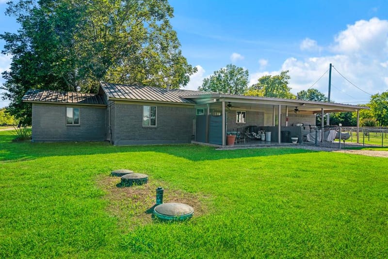 1723 Farm Road 2121, Paris TX 75462 - Photo 15