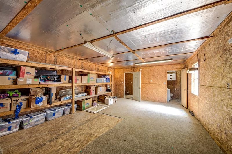 2483 Fruitland Road, Sunset TX 76270 - Photo 27