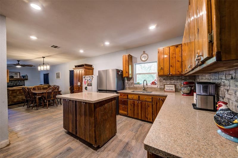 2483 Fruitland Road, Sunset TX 76270 - Photo 7