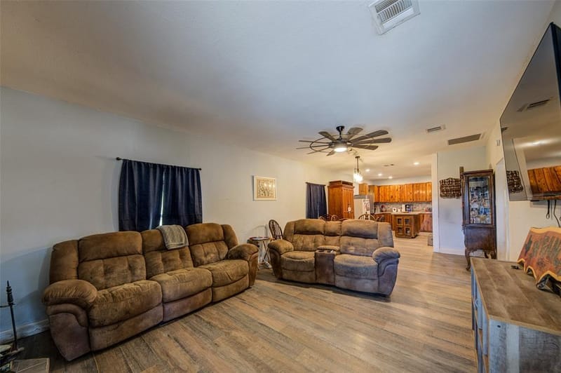 2483 Fruitland Road, Sunset TX 76270 - Photo 4