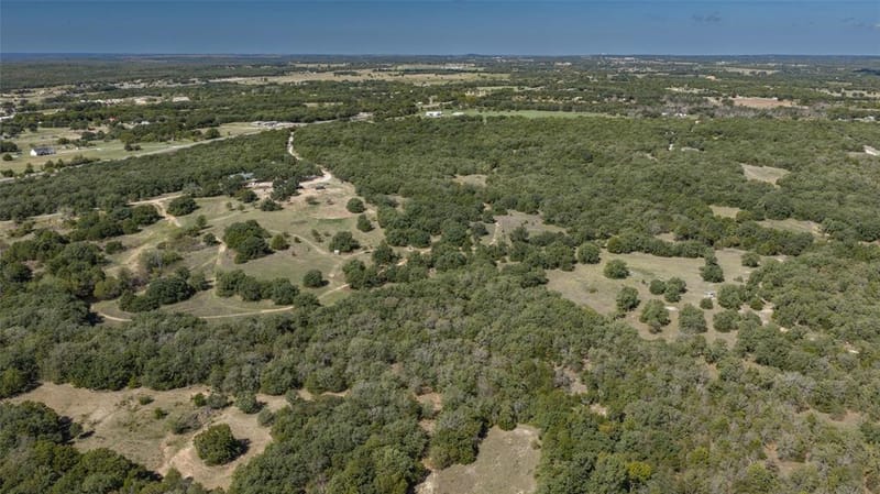 2483 Fruitland Road, Sunset TX 76270 - Photo 21