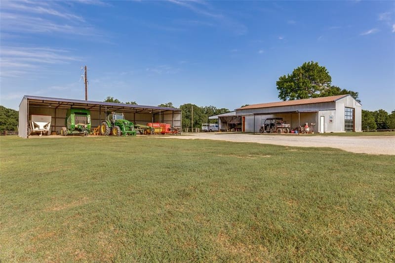 1148 County Road 1591, Alvord TX 76225 - Photo 36