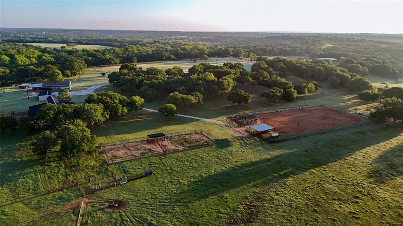 1148 County Road 1591, Alvord TX 76225 - Photo 39