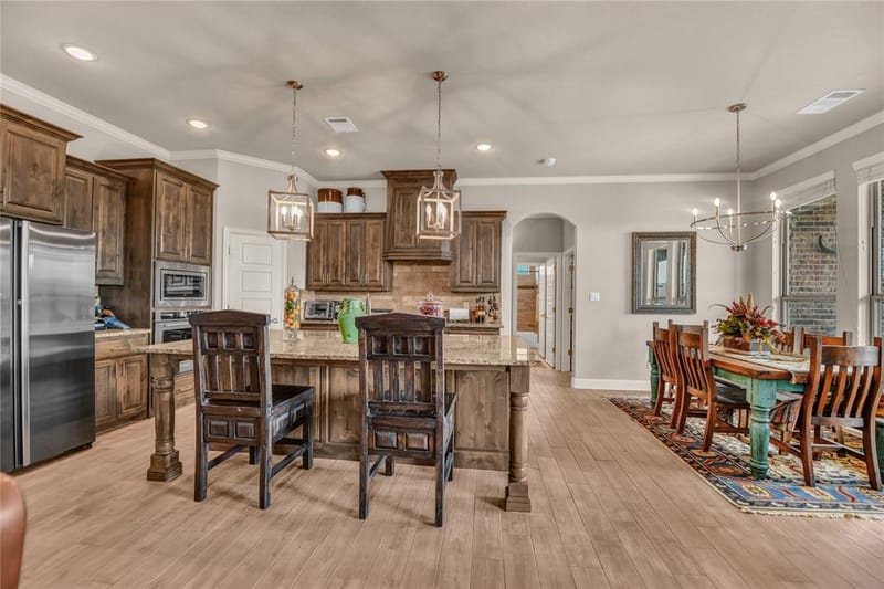 2125 Vanderbilt Drive, Weatherford TX 76088 - Photo 9