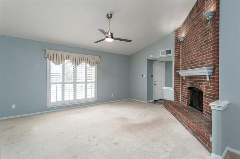 826 Camino Court, Grand Prairie TX 75052 - Photo 7