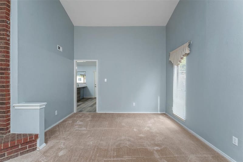 826 Camino Court, Grand Prairie TX 75052 - Photo 8
