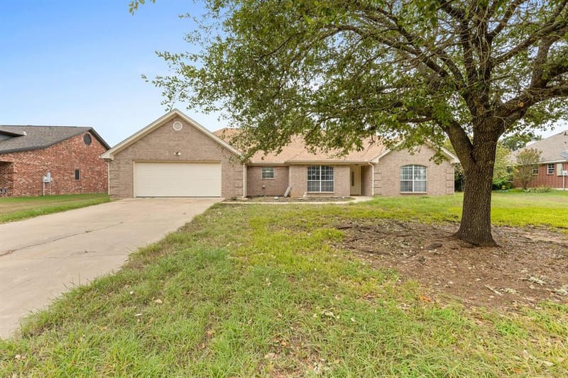 210 River Place W, Gatesville TX 76528 - Photo 2
