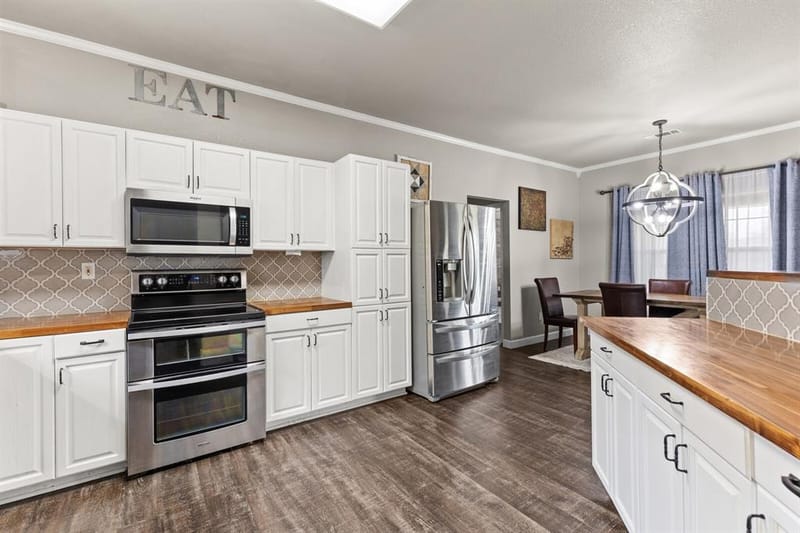 210 River Place W, Gatesville TX 76528 - Photo 18