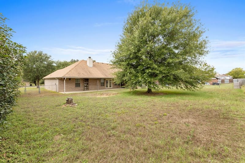 210 River Place W, Gatesville TX 76528 - Photo 31