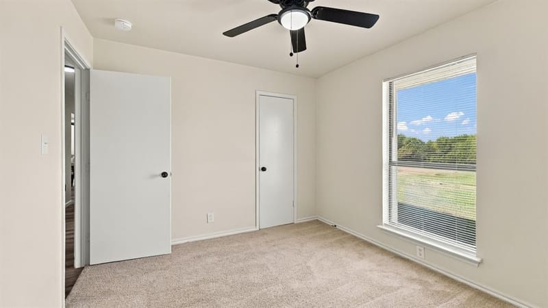 901 W Apache Trail, Granbury TX 76048 - Photo 23