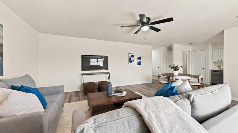 901 W Apache Trail, Granbury TX 76048 - Photo 8